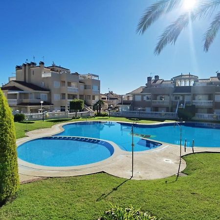 Apartament Z Duzym Tarasem Na Pieknym Osiedlu Orihuela Luaran gambar