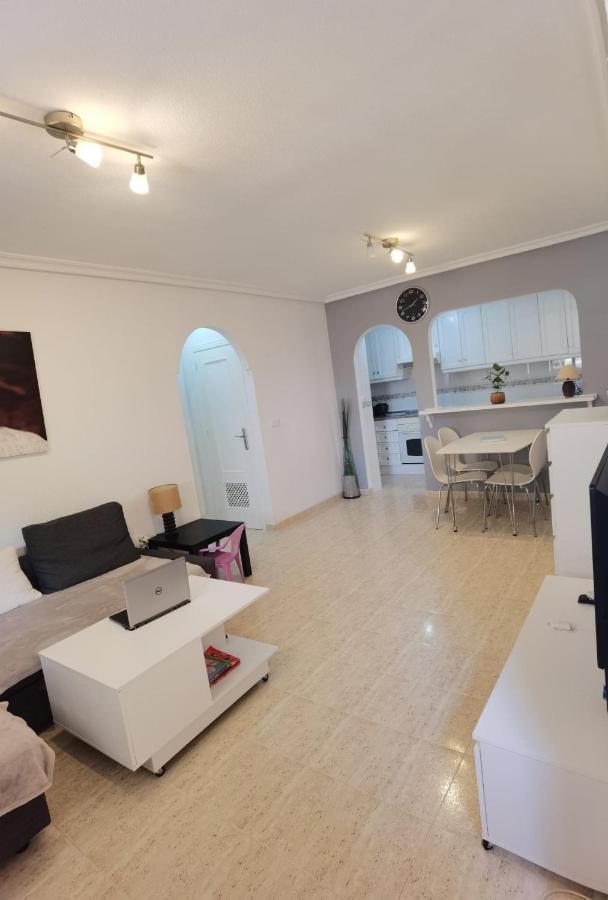 Apartament Z Duzym Tarasem Na Pieknym Osiedlu Orihuela Luaran gambar