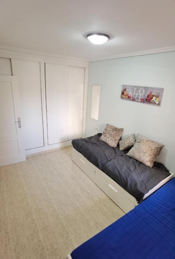 Apartament Z Duzym Tarasem Na Pieknym Osiedlu Orihuela Luaran gambar