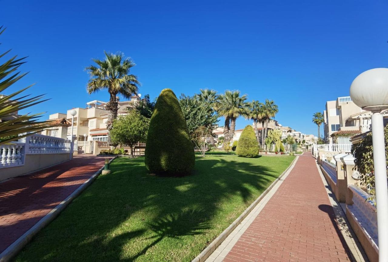 Apartament Z Duzym Tarasem Na Pieknym Osiedlu Orihuela Luaran gambar