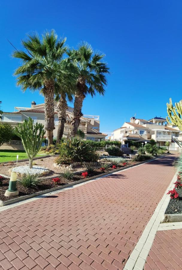 Apartament Z Duzym Tarasem Na Pieknym Osiedlu Orihuela Luaran gambar